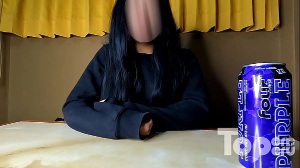 Casting 017 - Josselyn, the most serious of all the castings, shows us her body and accepts anal sex and being finished inside (Free Version)