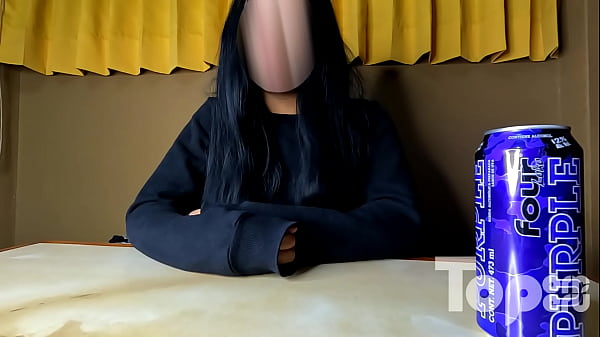 Casting 017 - Josselyn, the most serious of all the castings, shows us her body and accepts anal sex and being finished inside (Free Version)