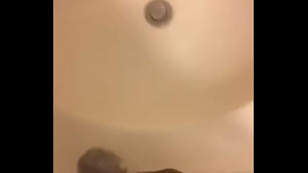 I love to cum