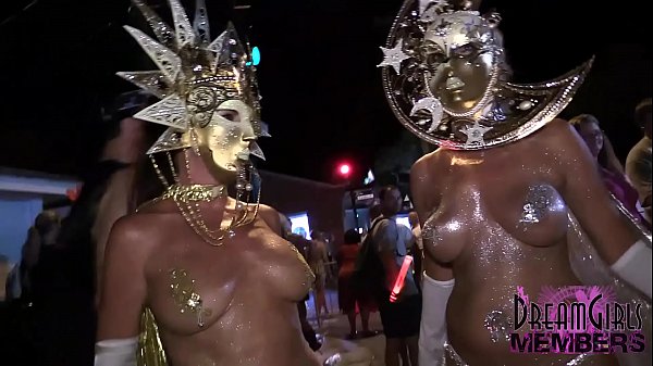 Awesome Body Paint & Sexy Costumes At Fantasy Fest