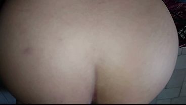 Young amateur bitch takes a rough fat cock in her wet pussy until he cums