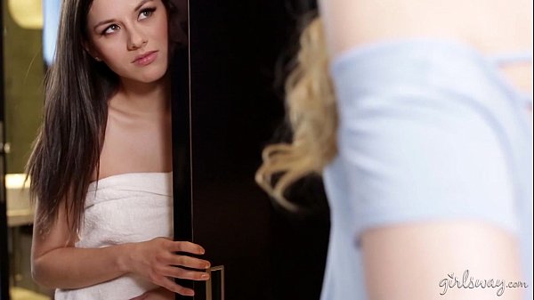 Download Video - GirlsWay - Shyla Jennings&comma; Sasha Heart