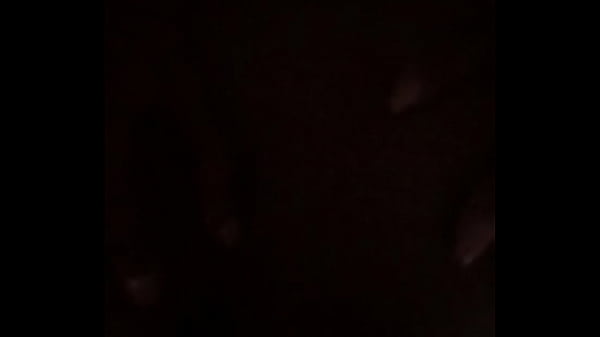 DFC558CF-ECD8-498D-B381-A60E2B910449.MOV