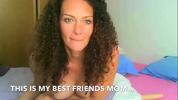 Beim Zuschauen, Wie Die Besten Freunde Der Milf Masturbieren, Wurde Ich Erwischt