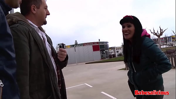 Babesalicious - a Big Melons Looker is Jerked in Face Badly by a Stranger.