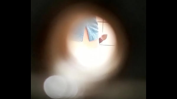 Download Video - Flagra de H&eacute;tero batendo punheta na Esta&ccedil;&atilde;o Villa Lobos&comma; da CPTM&period;