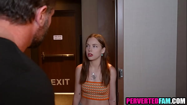 Teen step niece craves step uncle's dick - GI Joey & Venus Vixen