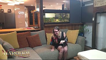 Sc&eacute;nario Stepson &ndash; Mon amant favori ne r&eacute;siste pas au nouveau salon et au matelas sur la table basse