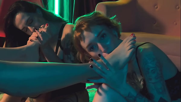 Please Suck My Sticky Toes