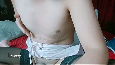 Download Video - trans hermosa se abre el agujero con dildo enorme