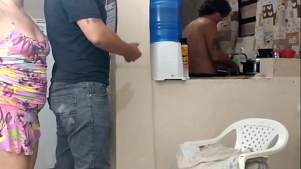 Download Video - Esposa safada fodendo do lado do corno