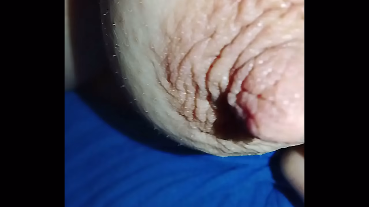 GretaLaDolce - mostra le tette