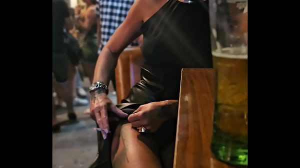 Je retire ma culotte en public tu veut voir la photo sans culotte avec les ...