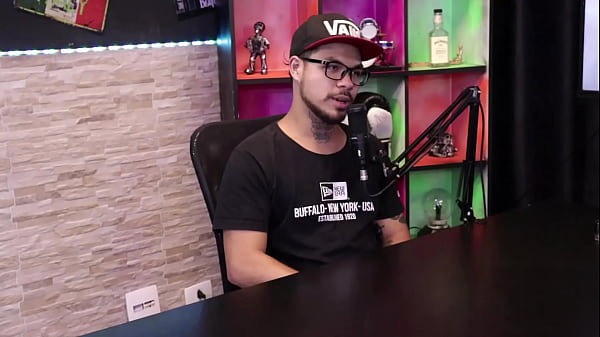 He had a video leaked to family members and suffered prejudice, he was judged a lot for the content he makes - Lucky Japo (Japonego)
