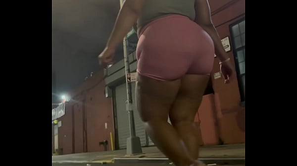 Boricua Leg Tease Queen