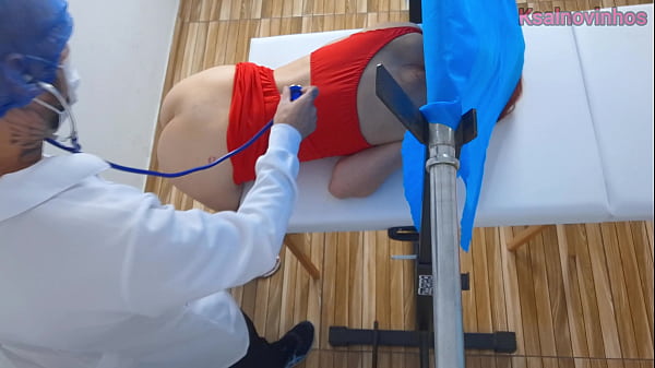 Slut gets fucked by her hardcore doctor