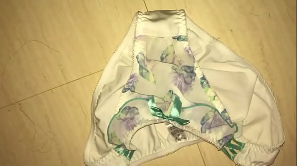 義理の娘のパンティ2