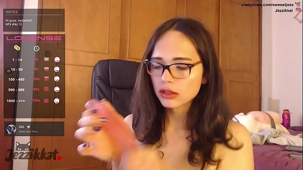 Download Video - teen shemale masturbates so yummy