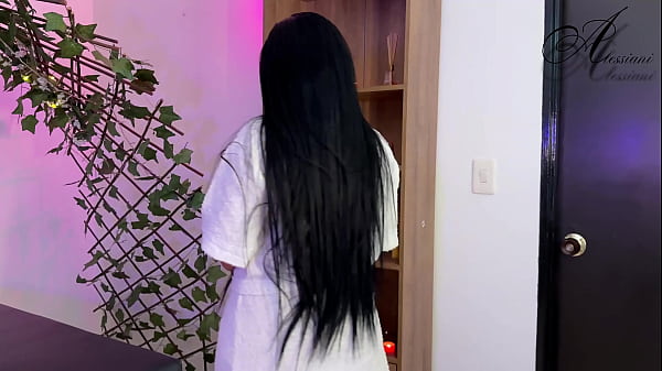 Download Video - Before receiving my massage&comma; I massage my pussy