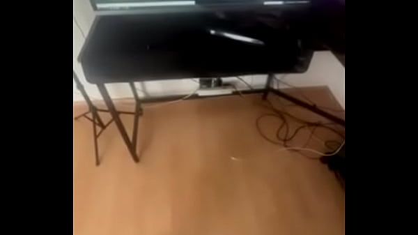 Tribute Love gives cum to Hotty Puttta