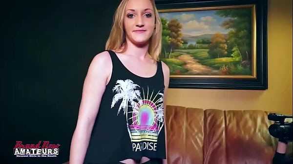 Cute Blonde Ryann And Horny Brunette Olyssia Share A Big Cock To Suck!