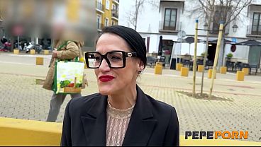 Slutty teacher wants to become pornstar. Adela Myers fucks a tattooed chud on PepePorn