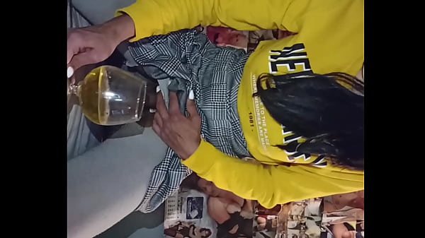 Copa de miados para sissy putita mexicana