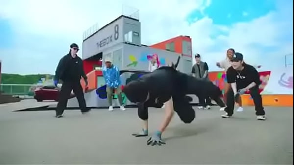 AleXa (알렉사) Xtra Official MV (with BM of KARD