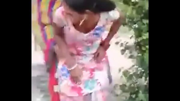 Download Video - Aunty fucking and showing girls