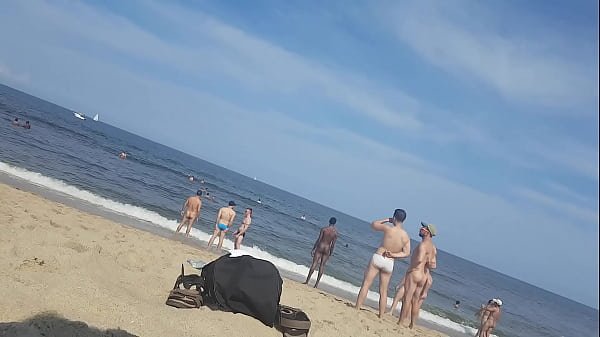Download Video - Nude Beach Guys