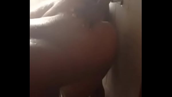 Thick Yellowbone Nailed Good on shower