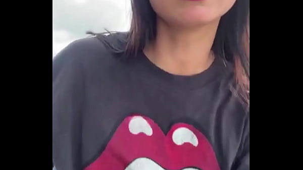Download Video - 18 years old filmed herself masturbating and sent the videos to her cuckold husband