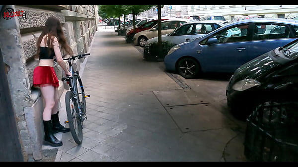 A naughty bike ride in the city