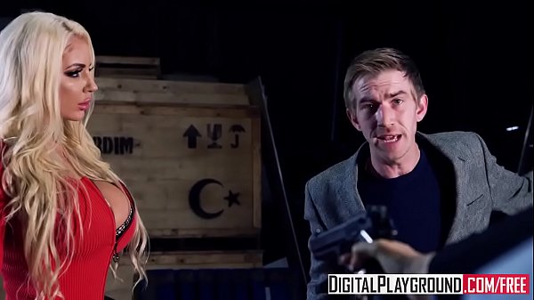 Digitalplayground - Scène 5 De La Charge Finale De La Fille Volante (Jasmine Jae, Nicolette Shea, Danny D)