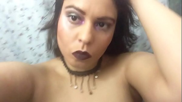 Ginger Paris Pissing And Talking Dirty