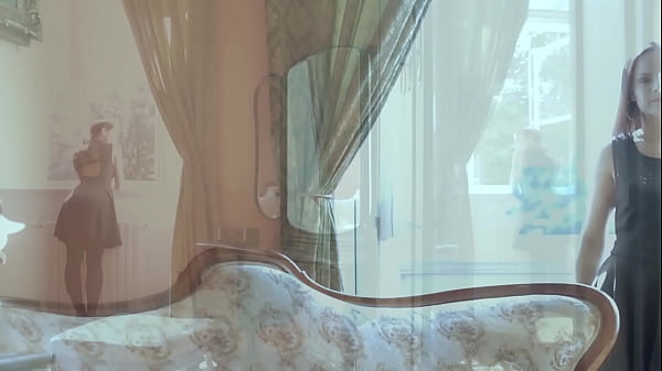 Kari Likes To Be Slow And Deliberate When She Plays With Her Pussy