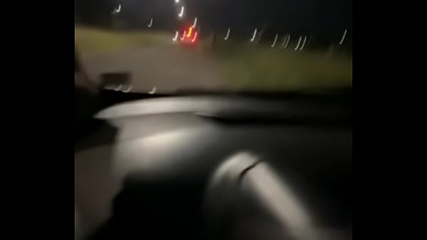 Pegação no mato em público