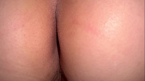 MILF took out her big tits and sucks turned her on and fucked her in anal