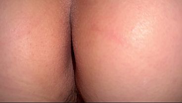 Big Natural Tits Mature shaking