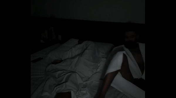 Fui acordada de madrugada pelo meu marido ,que estava cheio de tes&atilde;o para me fuder.