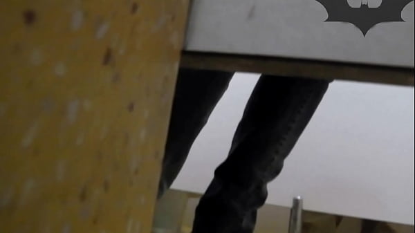 トイレ pirates 　 dive into the women's toilet candidly shot superb beauty 　 Miro