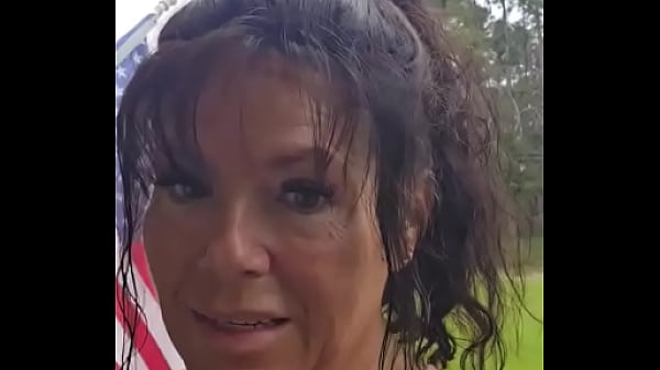 Happy Thirsty Thursday. Sending prayers to all those in the path of Helene. Have a blessed day! TheHotGilfTour