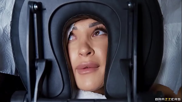 Download Video - Maid To Massage Alyssia Kent&comma; Alice Hernandez &sol; Brazzers&sol; Enter XVPROMO on official site for discount