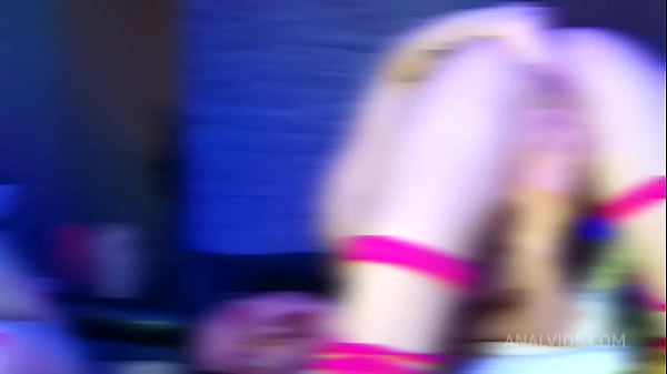 Stacy Bloom live cam show for fans. Part1. Blooming with anal fisting SBS068
