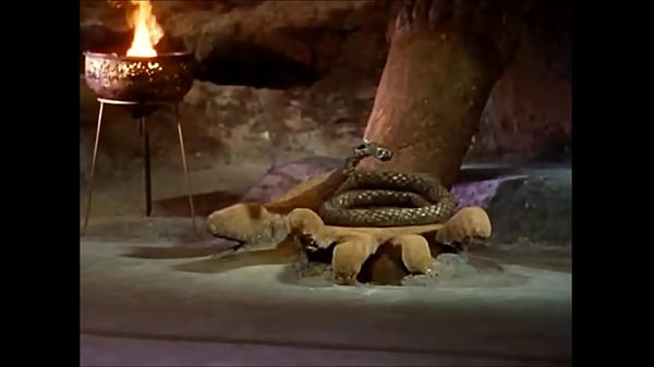 thumb cobra dance