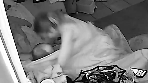 Quickie starts on the couch and ends in the bedroom