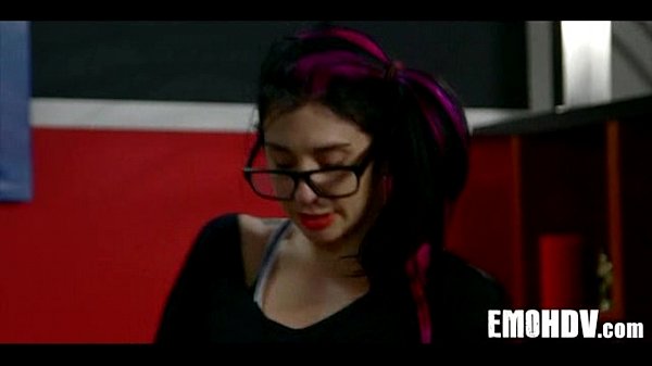 Emo babe with tats gets some dick 342