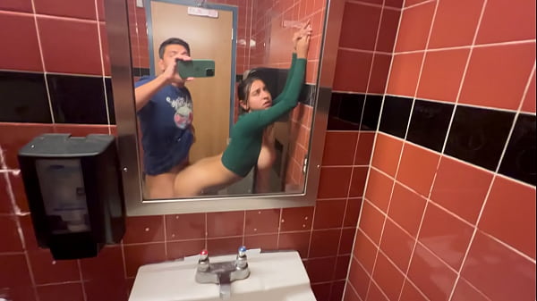Download Video - Risky Creampie in Whole Foods Public Bathroom Hailey Rose