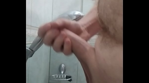 Masturbation Sous La Douche