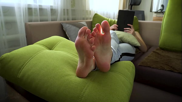 Hot Girl Teasing Her Sexy Feet Real Amateur Homemade